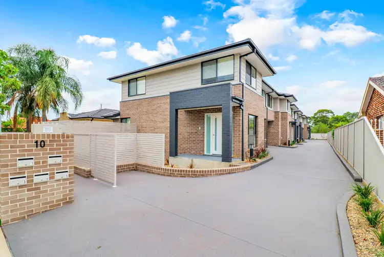 2/10 Sydney St, St Marys NSW 2760