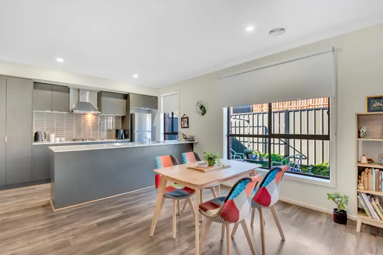 Fifth view of Homely house listing, 5 Gundagai Circuit, Kalkallo VIC 3064