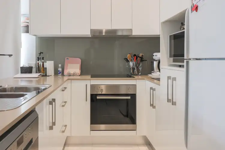 Third view of Homely unit listing, 16/138 Cypress Street, Urangan QLD 4655