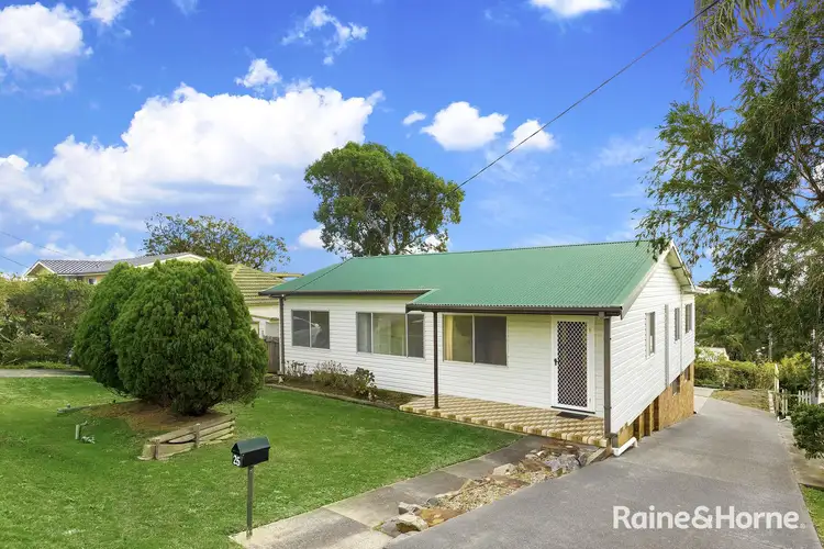 25 Kailua Ave, Budgewoi NSW 2262