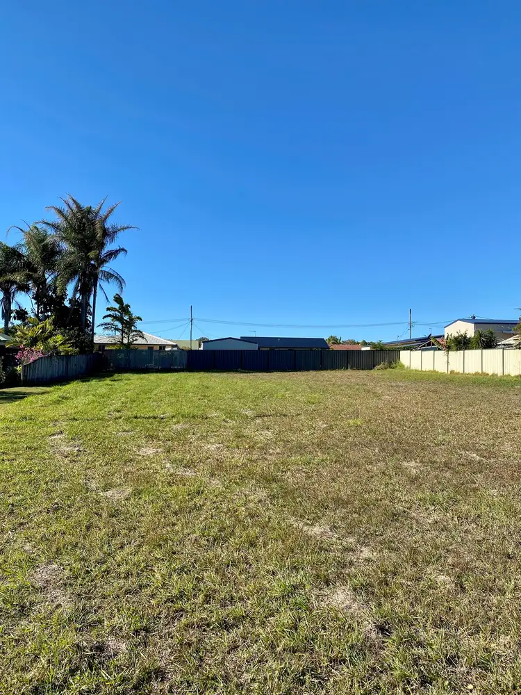 4 Edina Court, Cooloola Cove QLD 4580