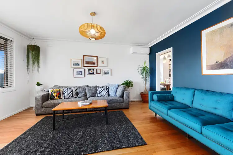 6 Halesworth Street, St Albans VIC 3021