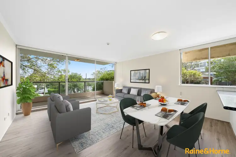 10 Abbott Street