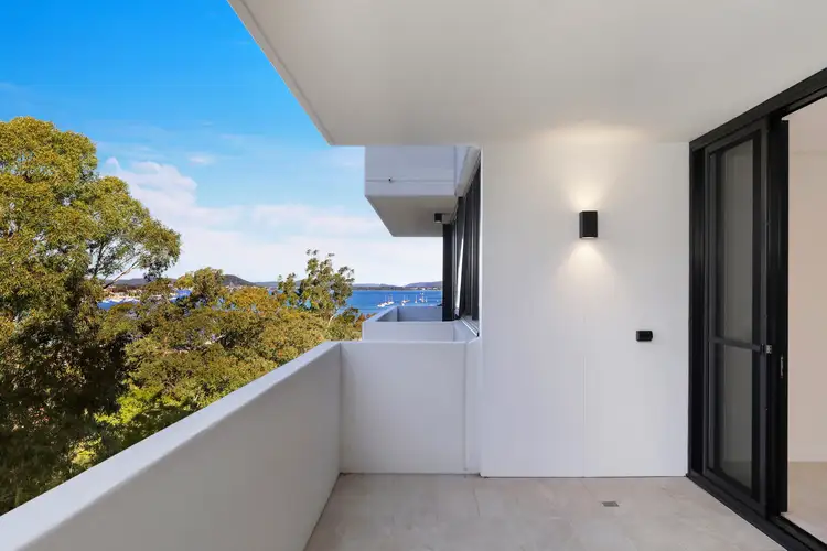 302/8 St George Street, Gosford NSW 2250