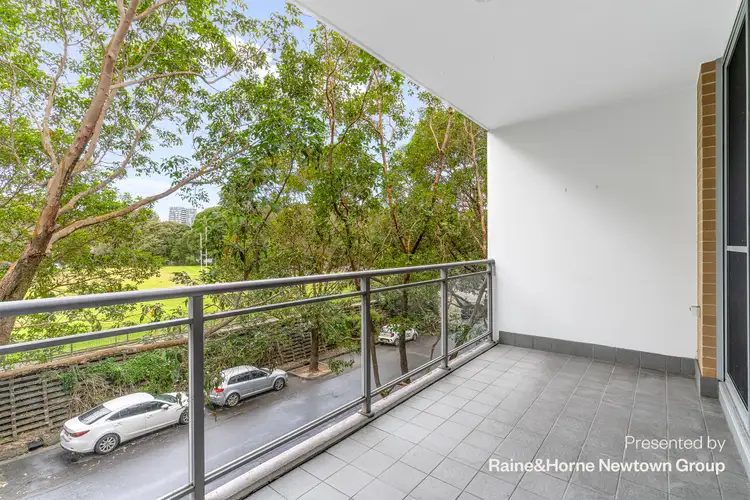 266 Pitt Street