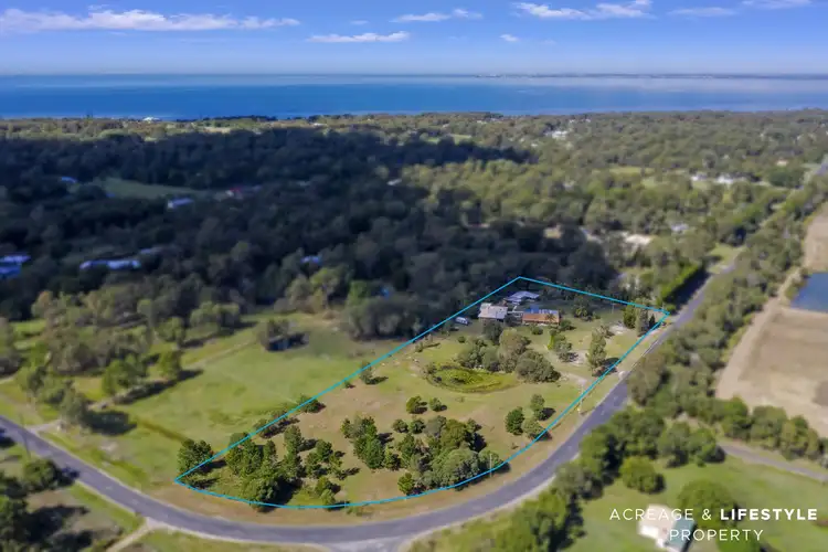 415 Bishop Road, Beachmere QLD 4510