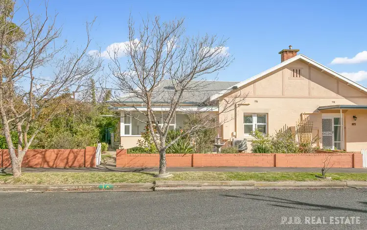 1A Hinkler Street, Victor Harbor SA 5211