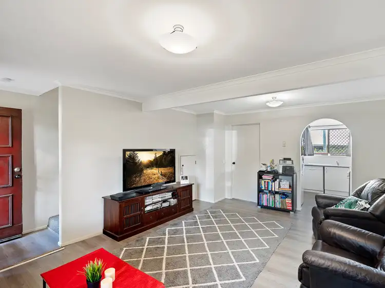 4b/3 Guinevere Court, Bethania QLD 4205