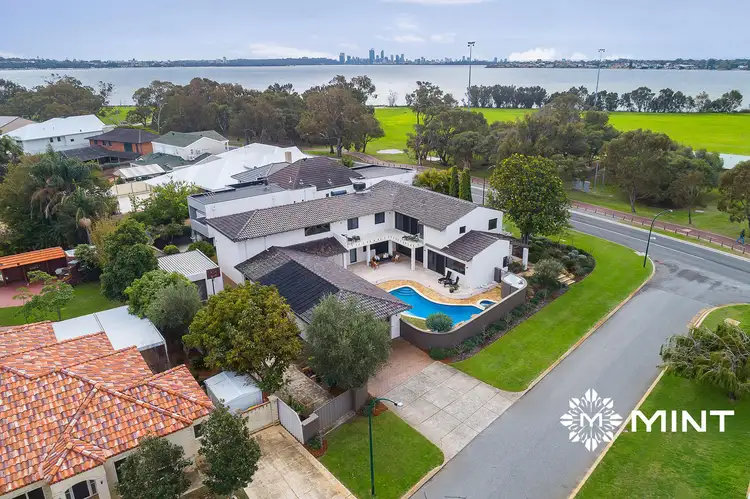 182 Burke Drive, Attadale WA 6156