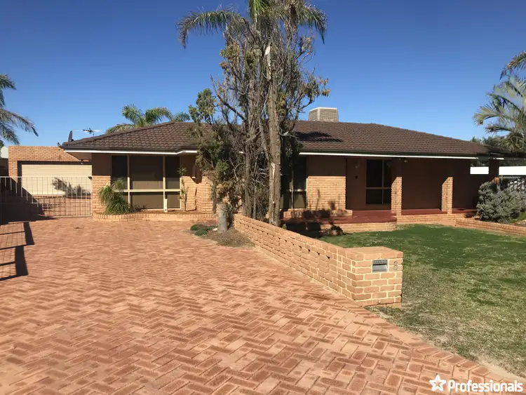 8 Pinner Place, Tarcoola Beach WA 6530
