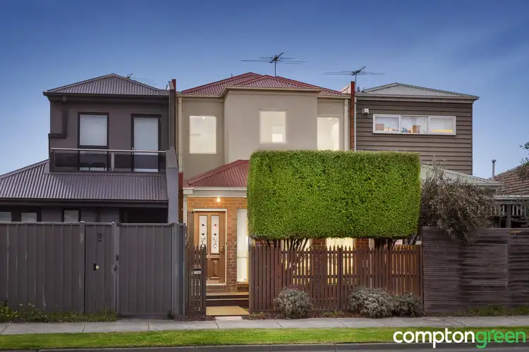 2/382 Williamstown Road, Yarraville VIC 3013