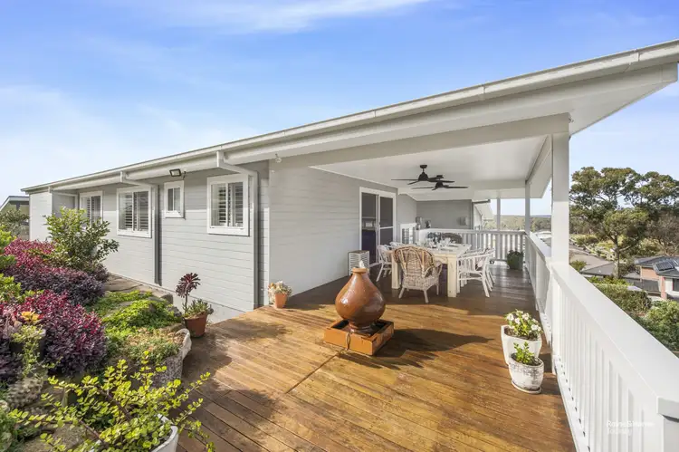 8 Maroubra Close, Wadalba NSW 2259