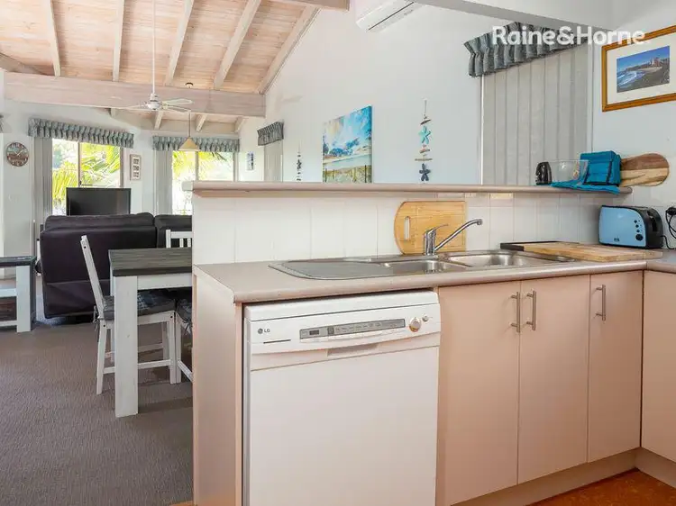 Fourth view of Homely unit listing, 9/5 Edgewood Place, Denhams Beach NSW 2536