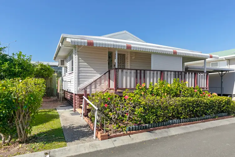 3/2 Ford Court, Carindale QLD 4152