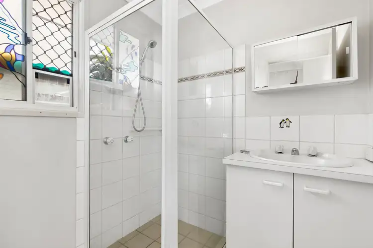 Third view of Homely villa listing, 3/2 Ford Court, Carindale QLD 4152