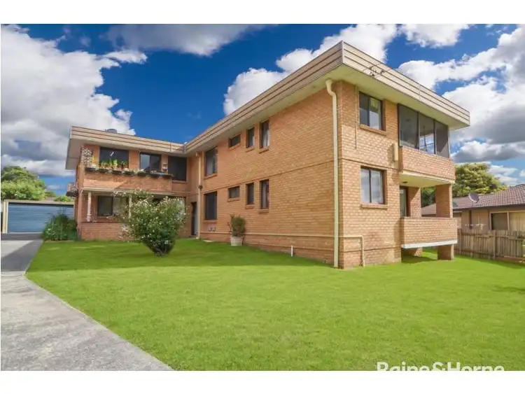 3 Shorland Place