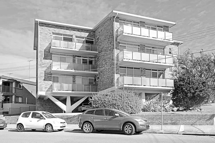Main view of Homely unit listing, 12/18 Burke Road, Cronulla NSW 2230