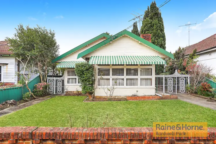 6 Girraween Street, Kingsgrove NSW 2208