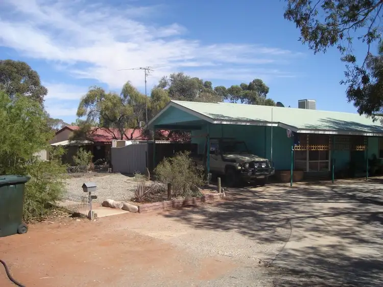 17 Mulgaria Crescent, Roxby Downs SA 5725