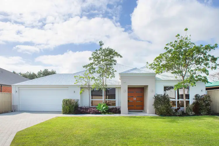 11 Captain Gill Brace, Broadwater WA 6280