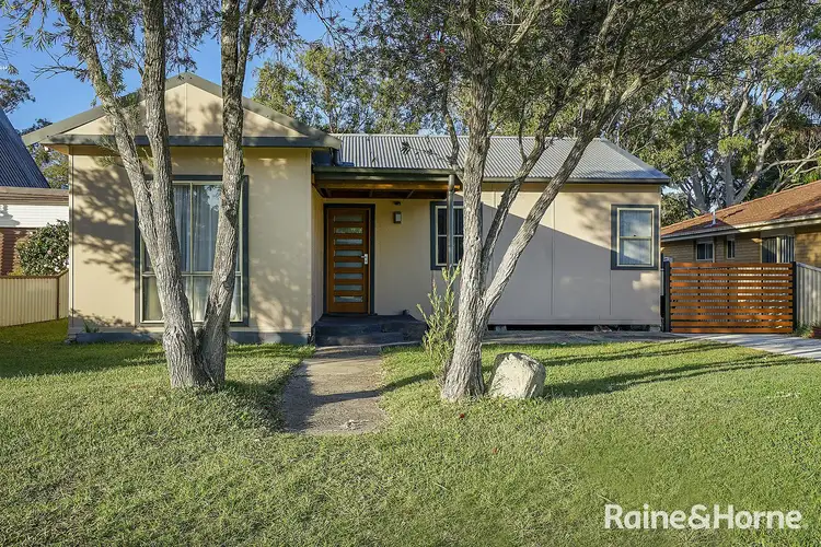 19 Wall Road, Gorokan NSW 2263