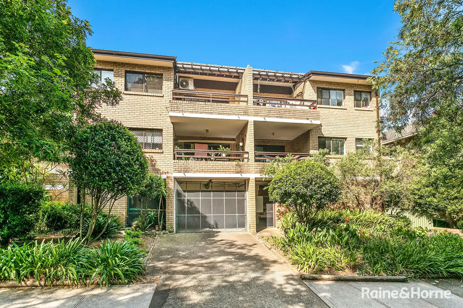 Main view of Homely unit listing, 1/6-8 Garfield Street, Carlton NSW 2218
