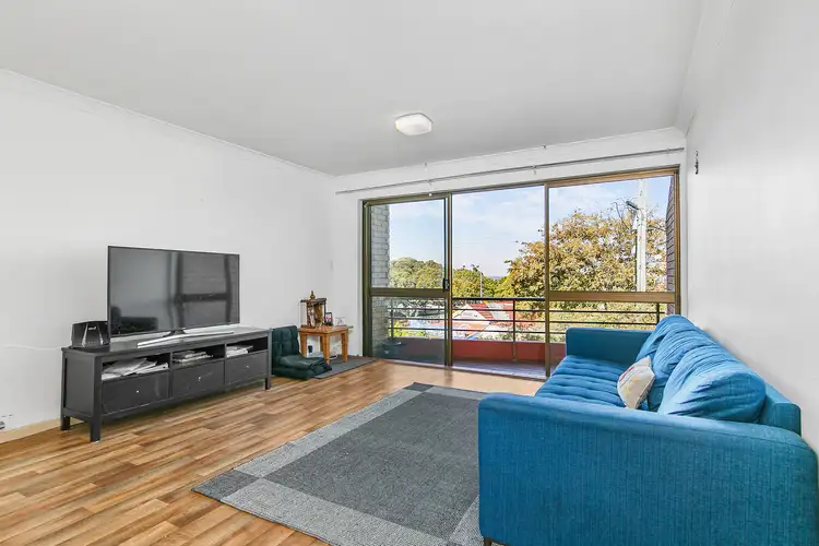 Fourth view of Homely unit listing, 8/127 Wynnum Esplanade, Wynnum QLD 4178