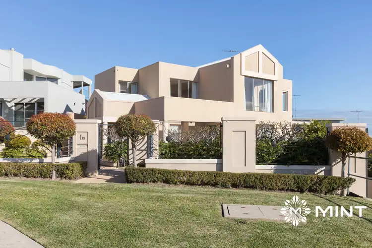 1B Woodhouse Road, East Fremantle WA 6158