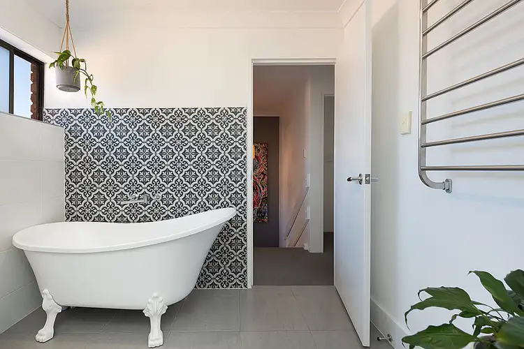 Fifth view of Homely apartment listing, 4/44 Miskin Street, Toowong QLD 4066