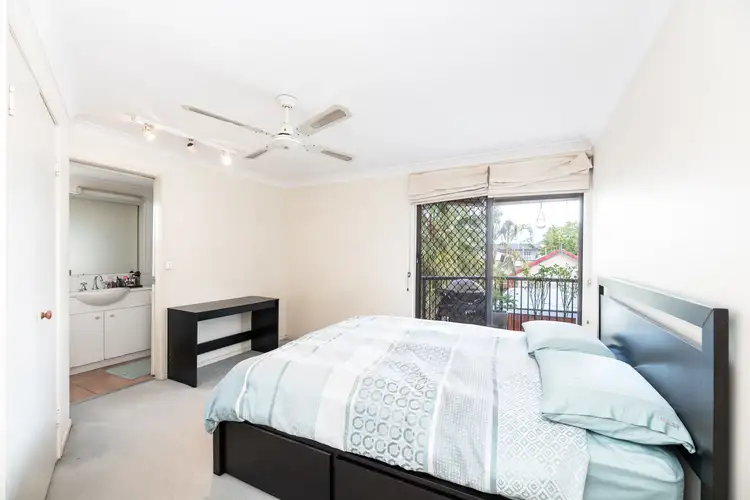Sixth view of Homely apartment listing, 8/116 Clarence Road, Indooroopilly QLD 4068