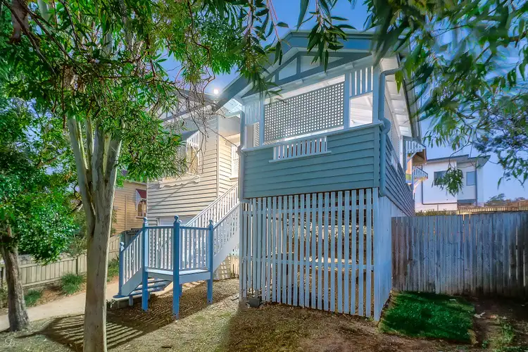 12 Grays Road, Gaythorne QLD 4051