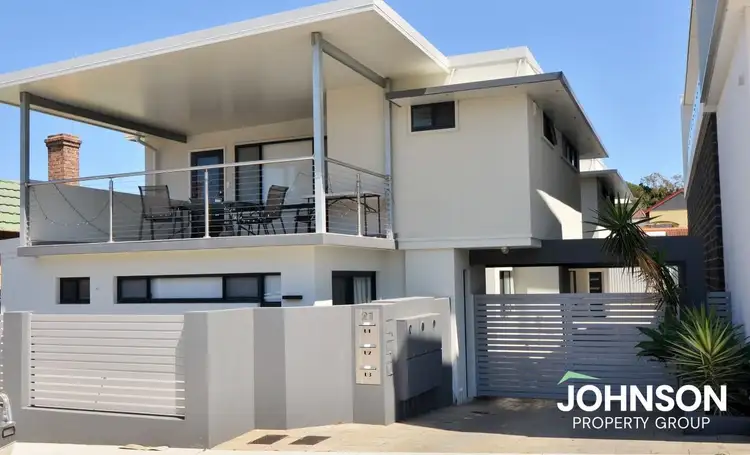 21A Eden Street
