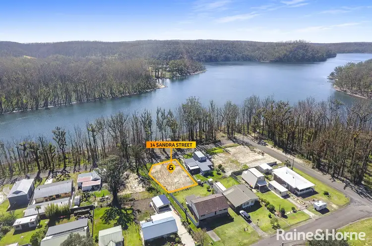 14 Sandra Street, Conjola Park NSW 2539
