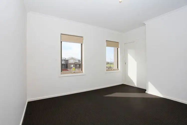 Fifth view of Homely townhouse listing, 8/29 Ardsley Circuit, Craigieburn VIC 3064