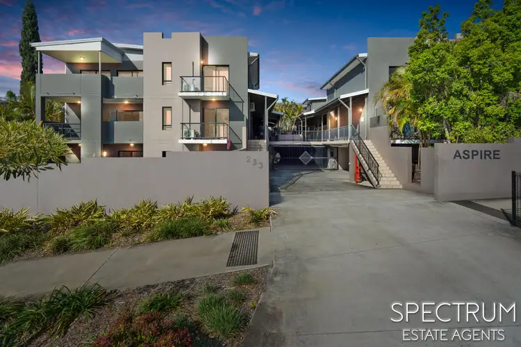 3/233 Gympie Road, Kedron QLD 4031