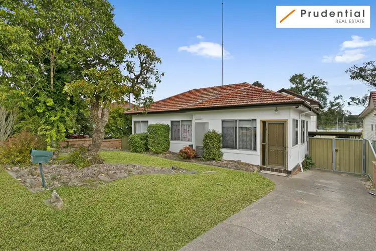 23 Bocking Avenue, Bradbury NSW 2560