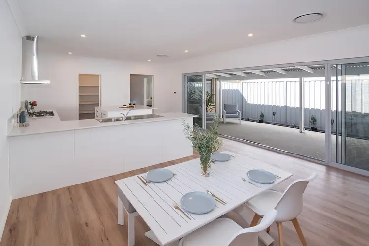 1/32 Derek Street, West Busselton WA 6280