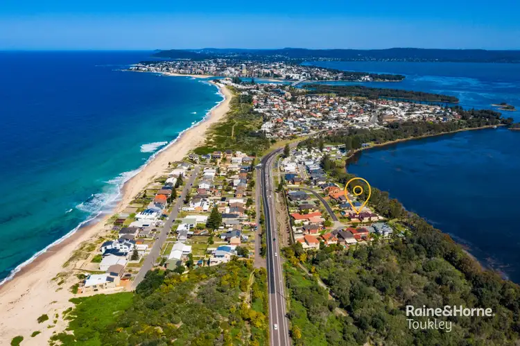 2/9 Terilbah Place, The Entrance North NSW 2261