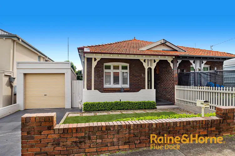 14 Bouvardia Street, Russell Lea NSW 2046