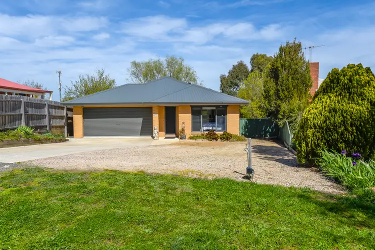 26 Castles Crescent, Kyneton VIC 3444