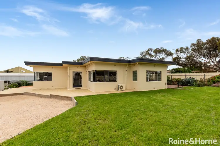 18 Jackson Avenue, Strathalbyn SA 5255
