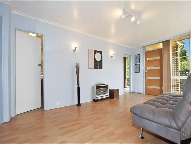 Second view of Homely house listing, 5 Gladwyn Avenue, Frankston VIC 3199