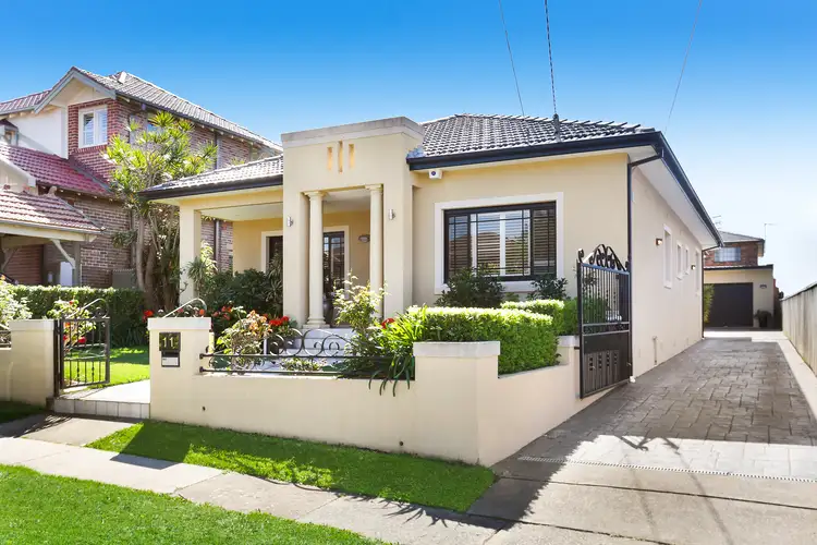 11 Gallipoli Street, Concord NSW 2137