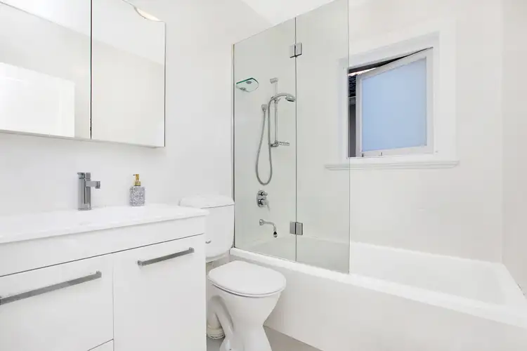 Sixth view of Homely apartment listing, 4/71 Edward Street, Bondi Beach NSW 2026