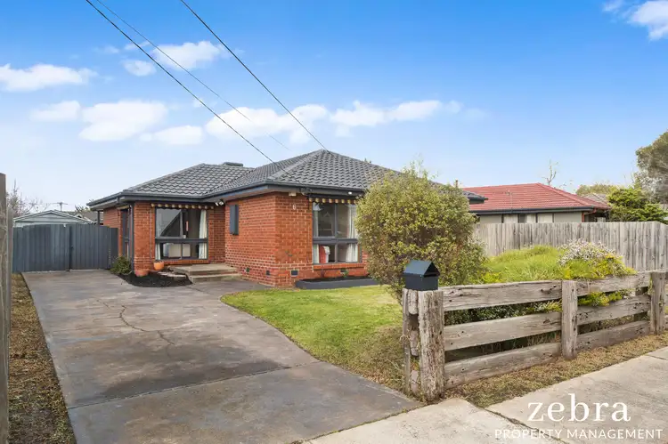 6 Henry Crescent, Seaford VIC 3198