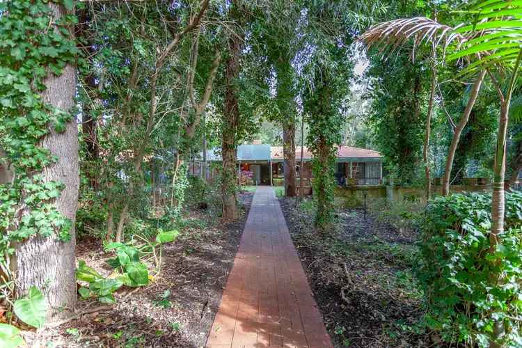 Fourth view of Homely house listing, 6 Cyclamen Court (Timberlands), Wanneroo WA 6065