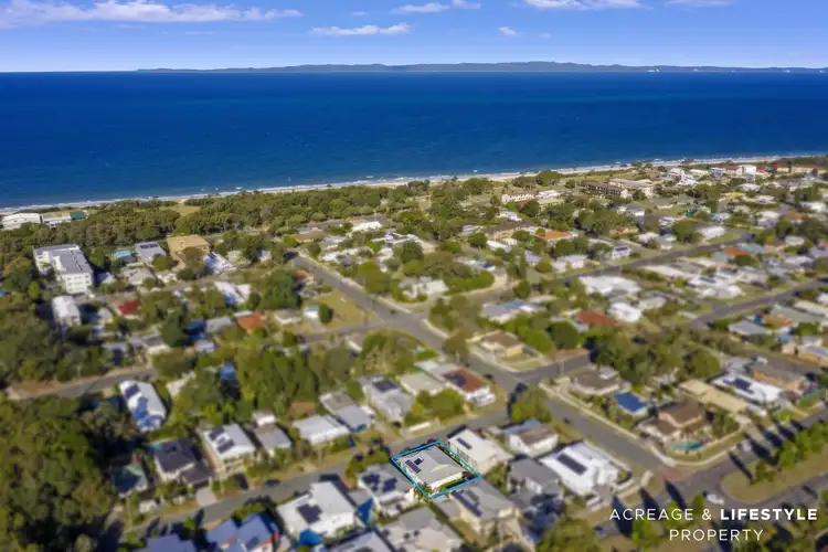 10 Hutchinson Street, Woorim QLD 4507