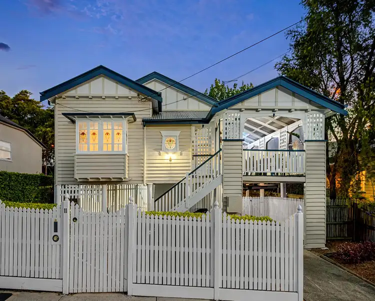 11 Mossgrove Street, Woolloongabba QLD 4102