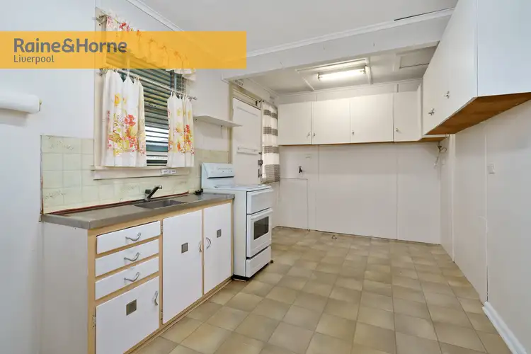 Fifth view of Homely house listing, 6 Ida Avenue, Lurnea NSW 2170