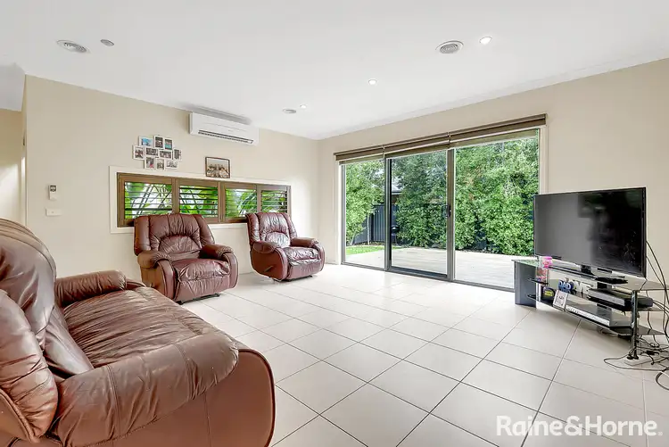 Sixth view of Homely house listing, 15 Ebony Circuit, Craigieburn VIC 3064